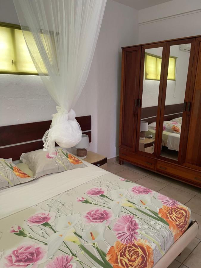 La Colline Business & Tourisme Hotell Le Lamentin Eksteriør bilde
