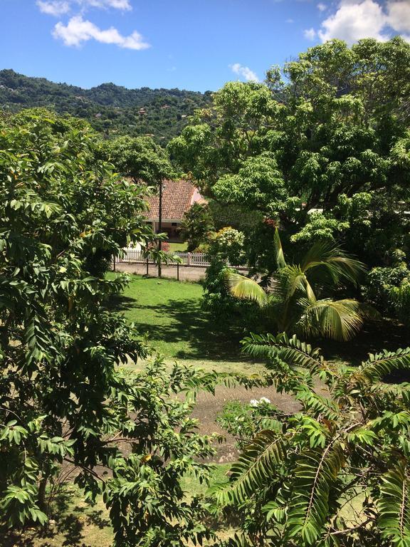La Colline Business & Tourisme Hotell Le Lamentin Eksteriør bilde